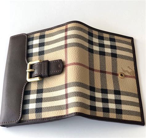 burberry portafoglio saldi|Burberry Limited.